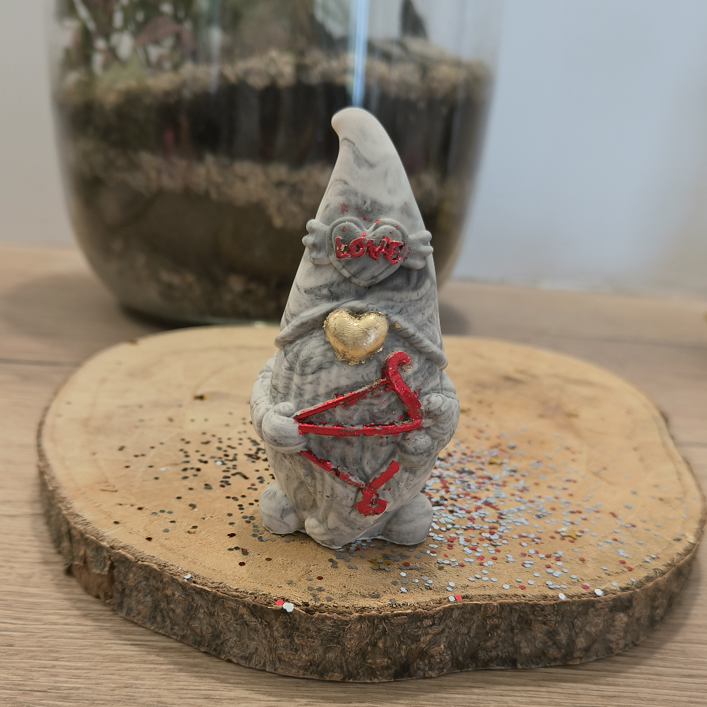 Gnome cupidon gris en jesmonite par mélissanacréa