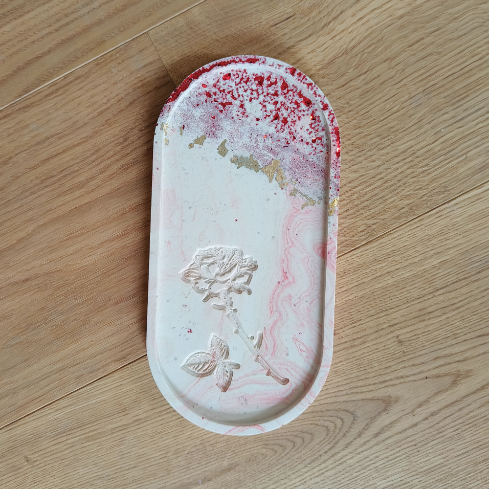 Vide poche fleuri en jesmonite par melissanacrea