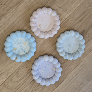 Petits vides poches ronds bubbles en jesmonite par melissanacrea
