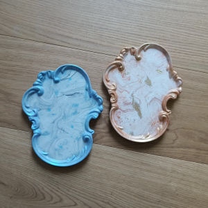 Plateau style baroque large en jesmonite différents coloris disponibles par melissanacrea