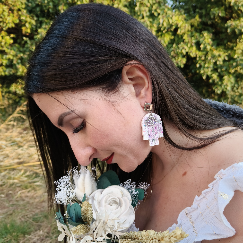Boucle d'oreille Kamala argent et mauve par melissanacrea