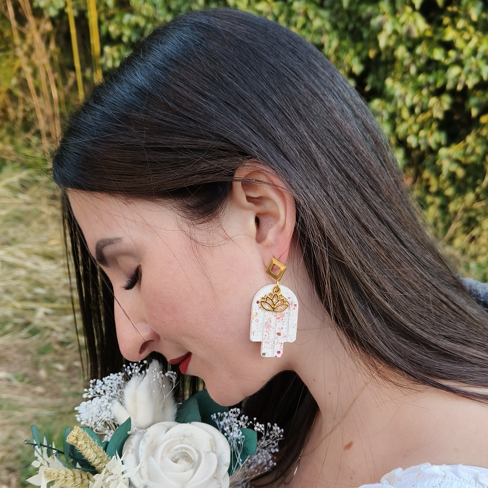 Boucle d'oreille Kamala or et rose par melissanacrea