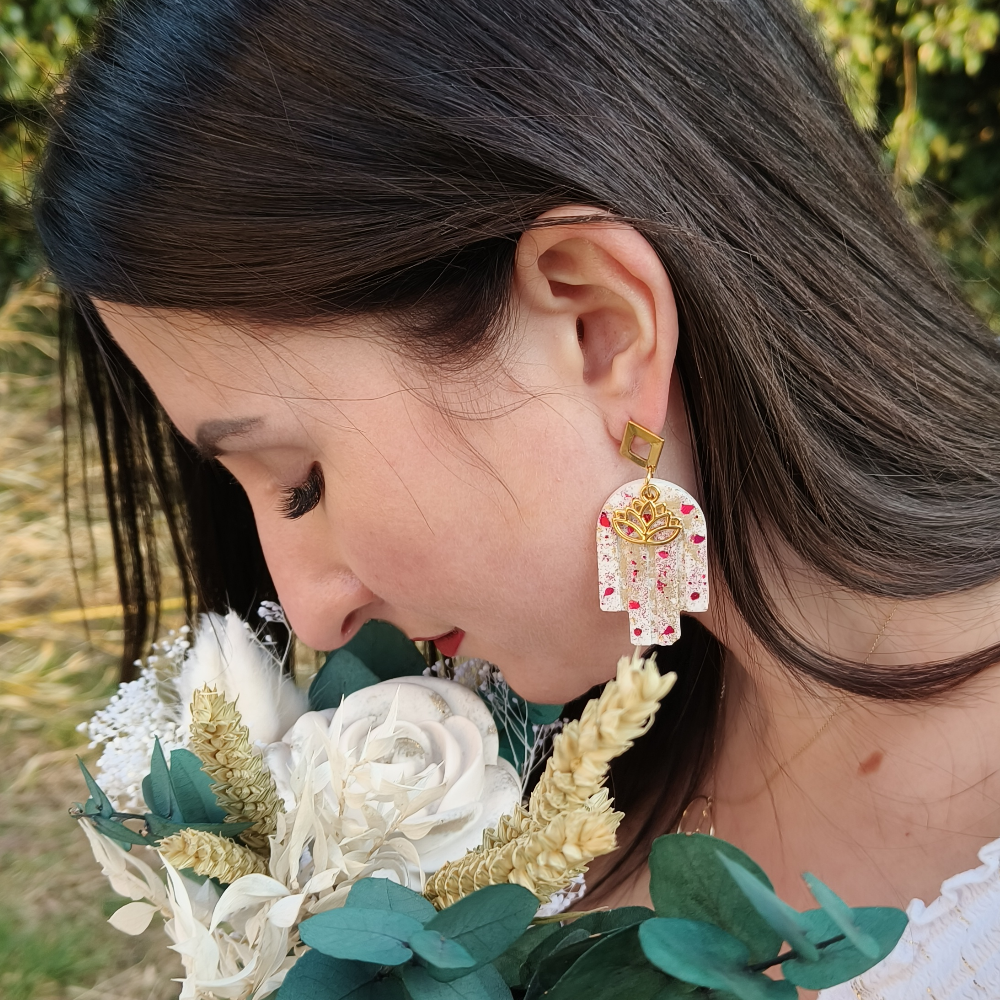 Boucle d'oreille Kamala or et rouge par melissanacrea