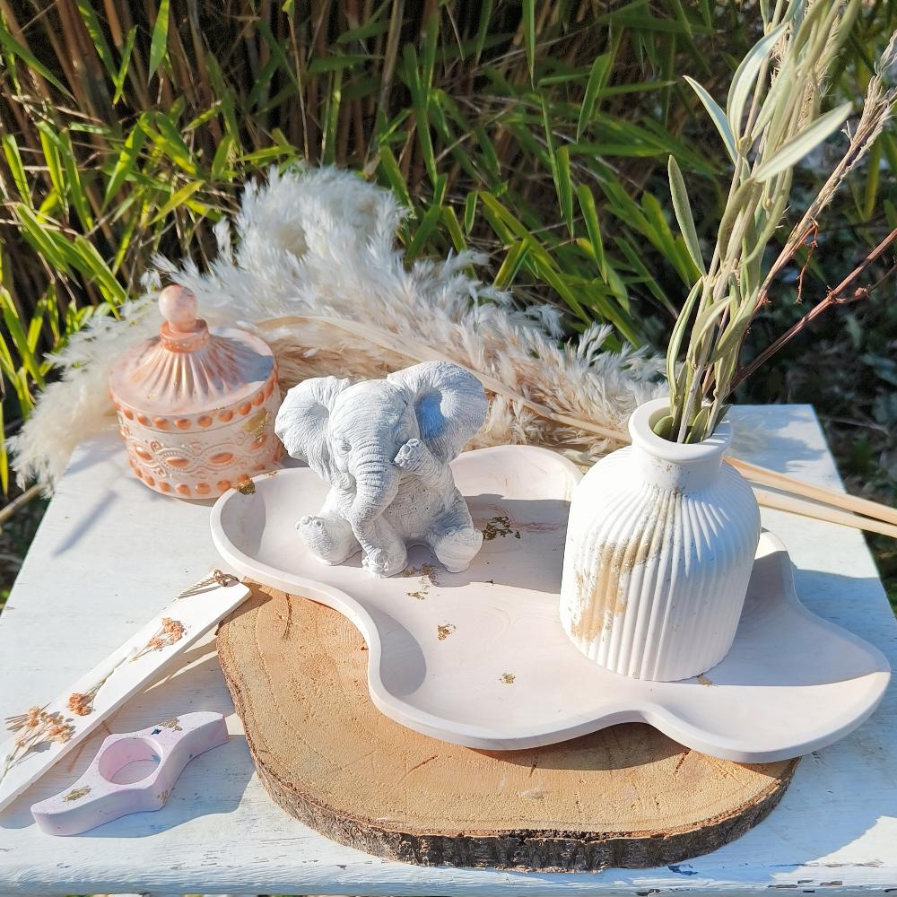 Décorations  et accessoires en jesmonite par mélissanacréa