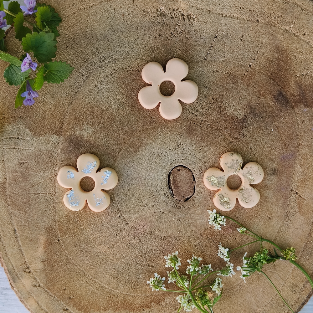 pampilles interchangeables marguerite corail collection arc en ciel en jesmonite
