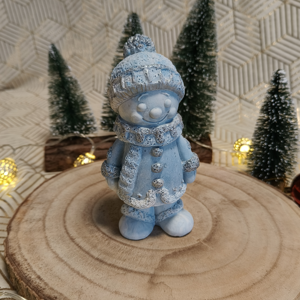 Le bonhomme de neige en jesmonite par Melissanacrea