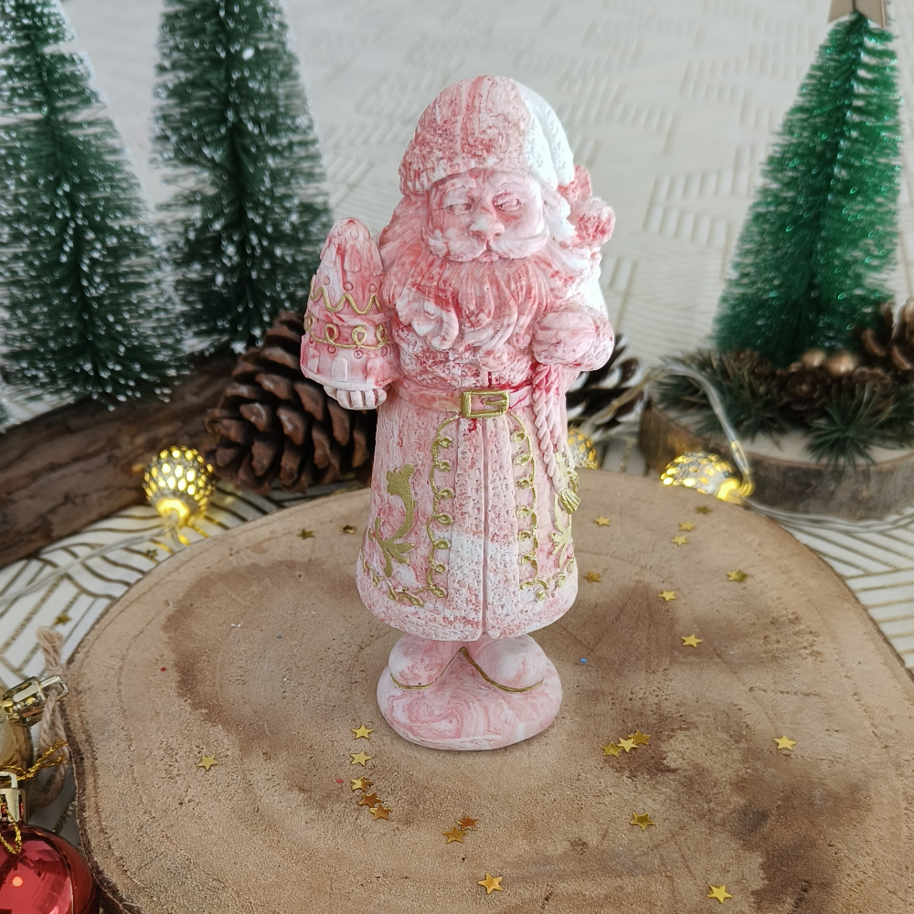 Le père Noël vue de dos en jesmonite par Melissanacrea